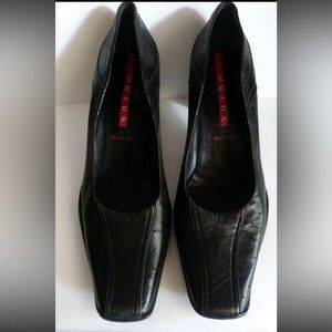Prada shoes Authentic